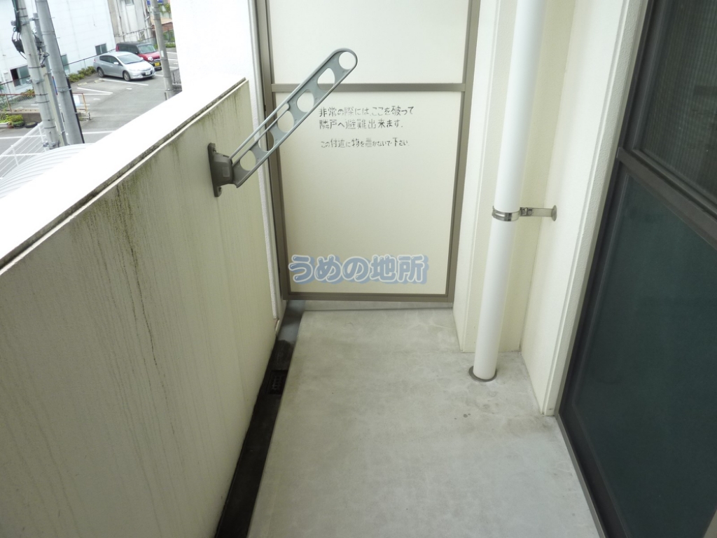 バルコニー　ベランダ