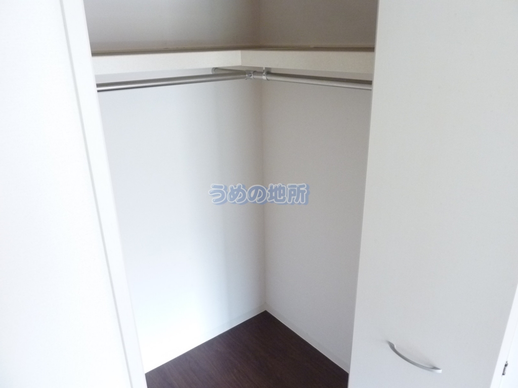 収納　洋室収納