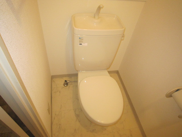 トイレ　シンプルで使いやすいトイレです