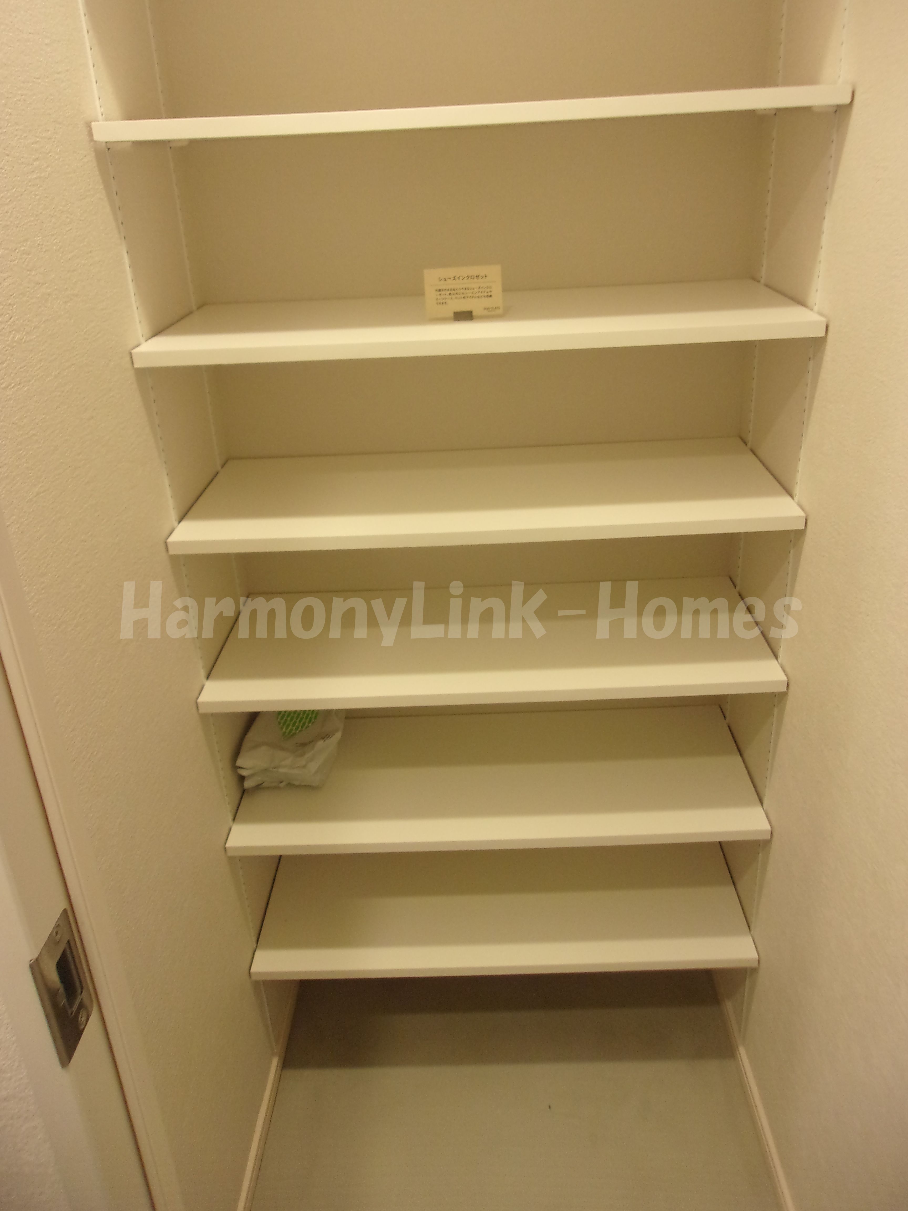 その他設備　デュオフラッツ板橋本町のシューズボックス☆