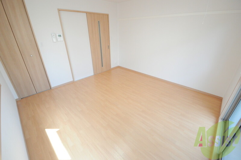 その他部屋・スペース　風通しバッチリ、日も当たりよく快適な朝が迎えられますよ