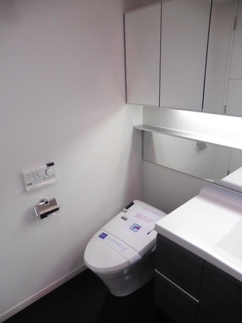 トイレ　トイレ