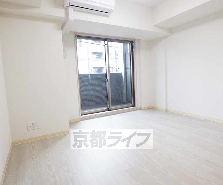 居室・リビング　２０２０年築の綺麗なお部屋です