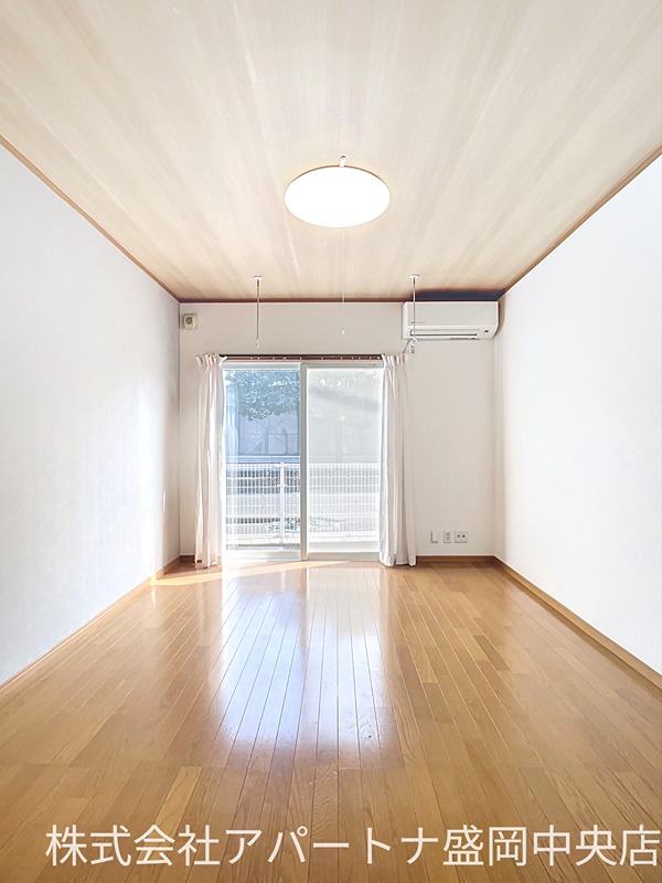 居室・リビング　日当たり良好できれいなお部屋です♪