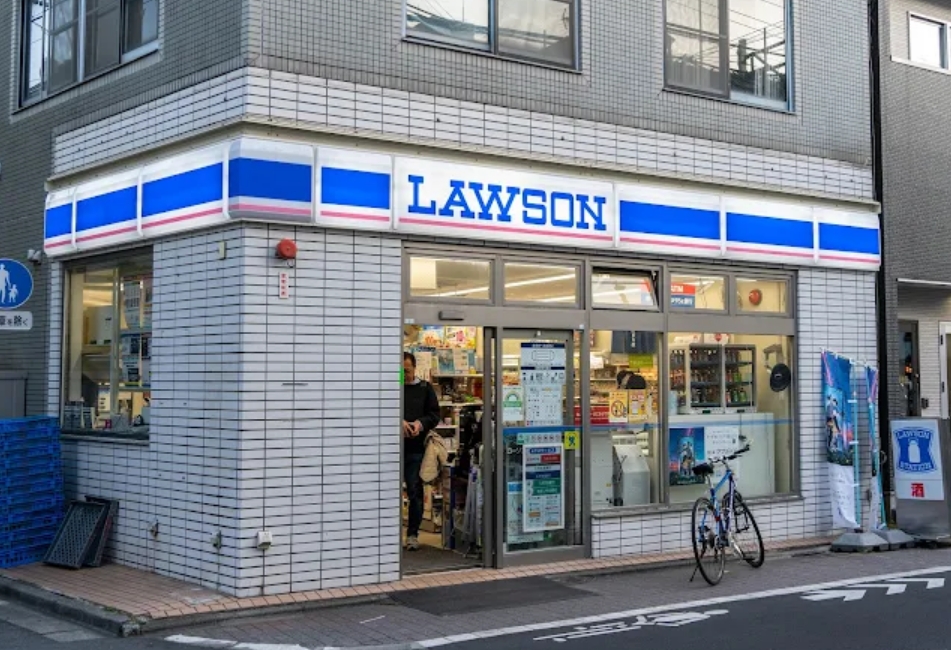 コンビニ　ローソン千住旭町店（コンビニ）まで159m