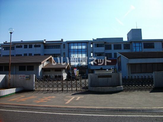中学校　古河市立三和北中学校（中学校）まで86m