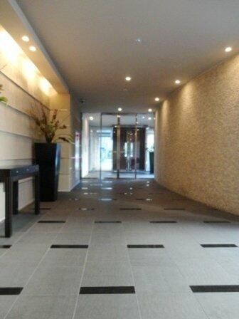 エントランス　エントランス