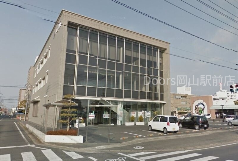 銀行　中国銀行岡山西支店（銀行）まで289m