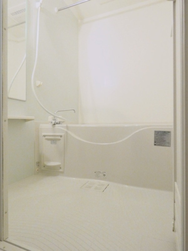 バス・シャワールーム　図面と現状に相違がある場合には現状を優先