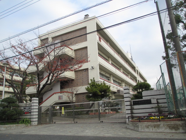 中学校　横浜市立すすき野中学校（中学校）まで875m