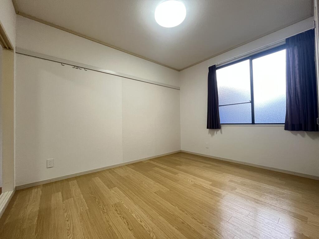 その他設備　エアコン付きのダイニングキッチンです