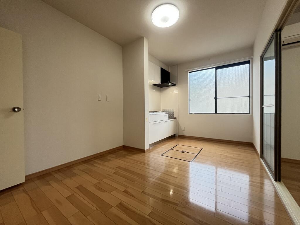 居室・リビング　7.5帖のリビングダイニングです