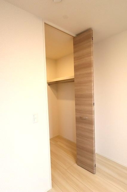 収納　ウォークインクローゼット