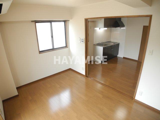 居室・リビング　※同間取りの別の階のお部屋の画像です※現況を優先します