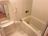 バス・シャワールーム　同物件内参考画像