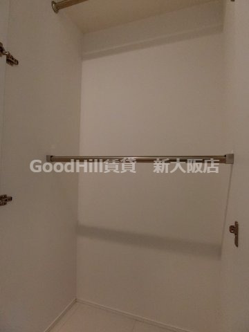 収納　レジディア江坂