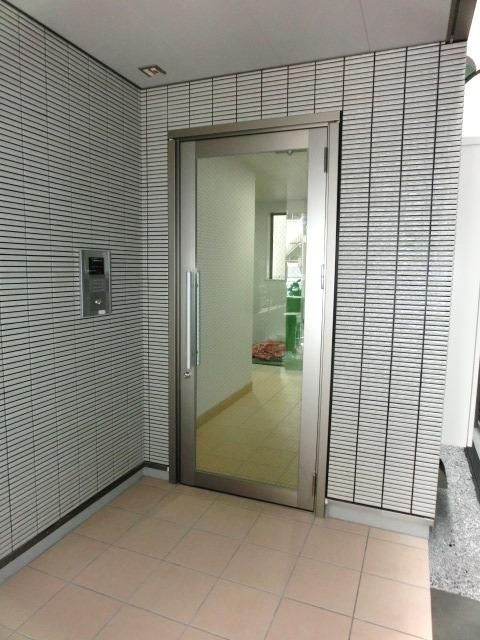 エントランス　★オートロック付★