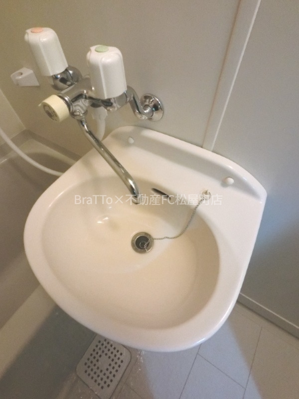 洗面設備　洗面台