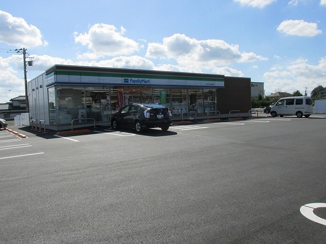 コンビニ　ファミリーマート上三川町役場前（コンビニ）まで1000m
