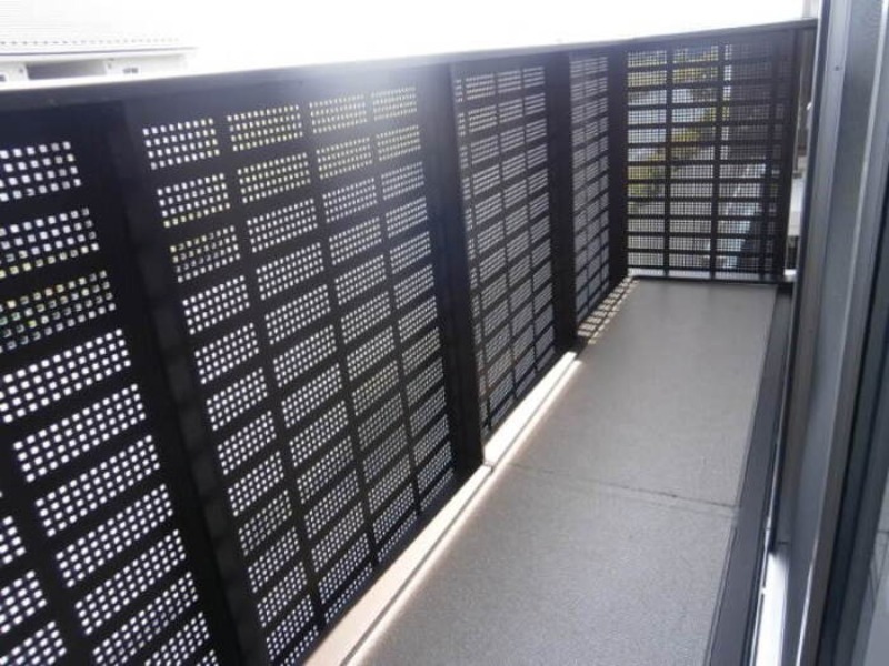 バルコニー　図面と現状に相違がある場合には現状を優先