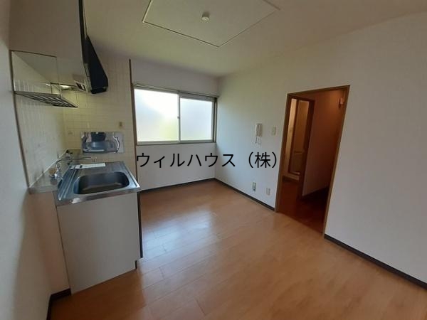 居室・リビング　明るい室内！