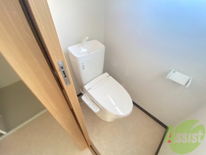 トイレ　トイレは清潔感があり安心して使用できそうです。