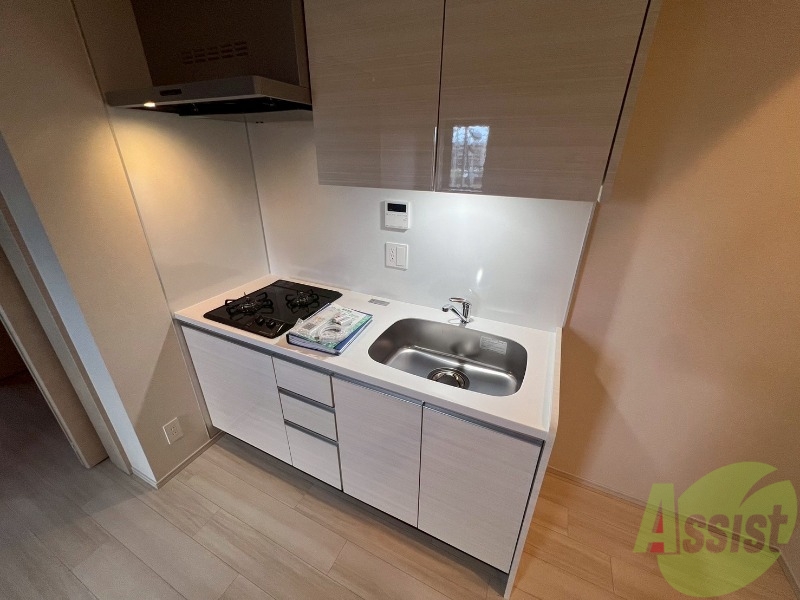 キッチン　ガスコンロが２口付いているので料理もしやすいです。