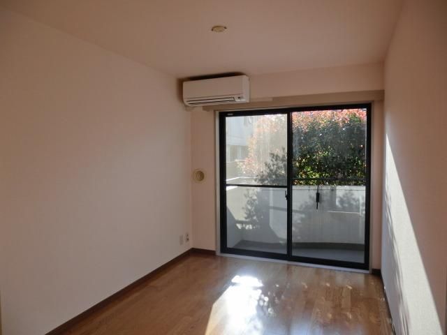 その他部屋・スペース　洋室6帖のお部屋です