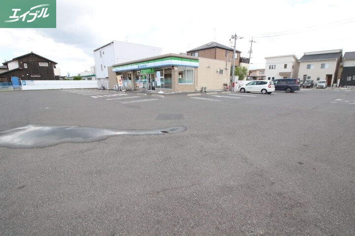 コンビニ　ファミリーマート岡山御南店（コンビニ）まで160m