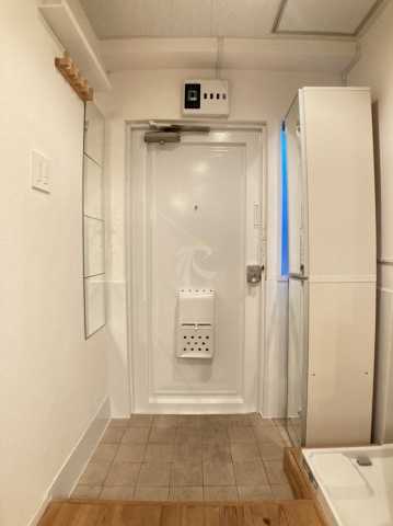 玄関　ヴィラ・コンフォルト