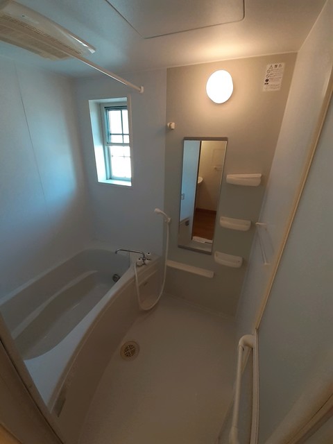 バス・シャワールーム　バス