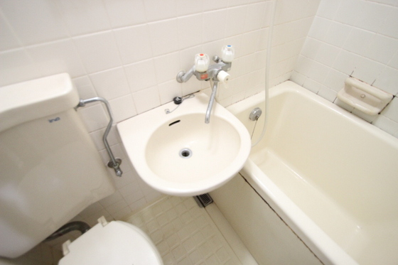 洗面設備　※別部屋の写真です