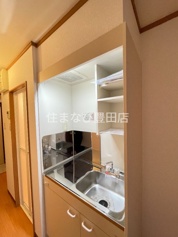 キッチン　同型別部屋写真