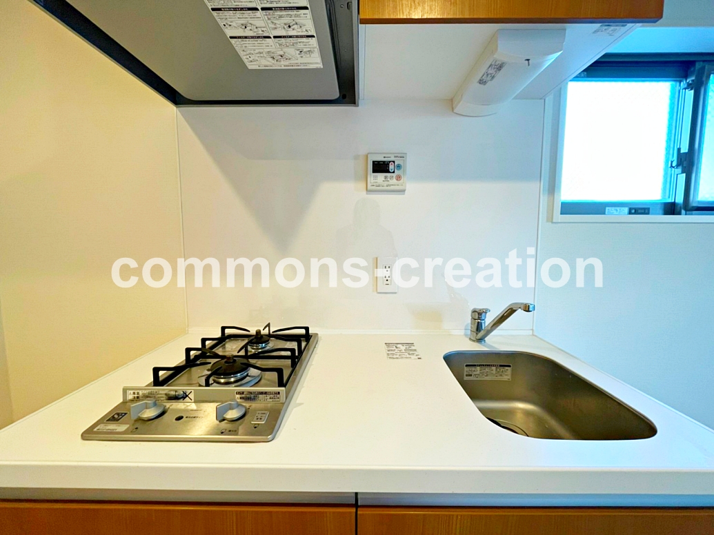 キッチン　※同タイプ他号室参考写真