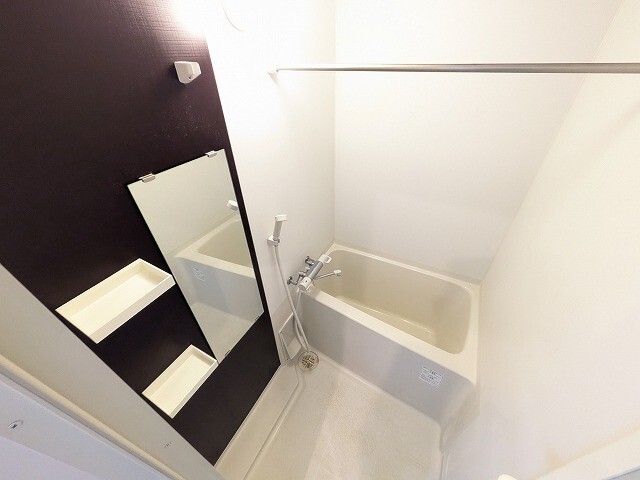 バス・シャワールーム　バスルーム