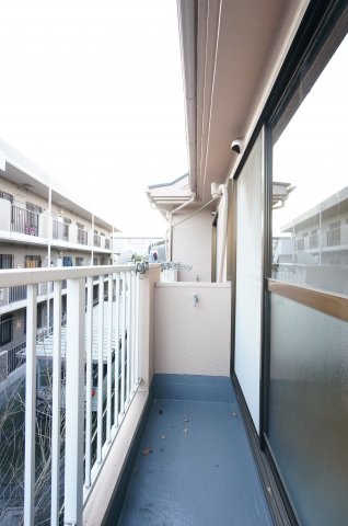 バルコニー　※同タイプの写真です。
