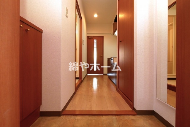 玄関　きれいな玄関です