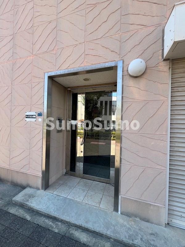 エントランス　毎日通るエントランスはこのようになっています