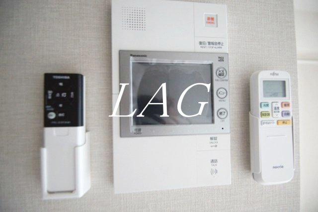 セキュリティ　モニター付きインターホンです。