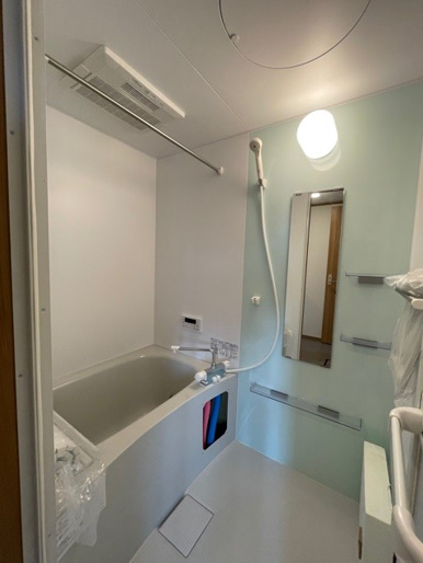 バス・シャワールーム　追い炊き機能付きユニットバス