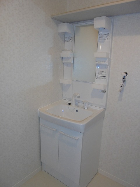 洗面設備　103号室室内写真