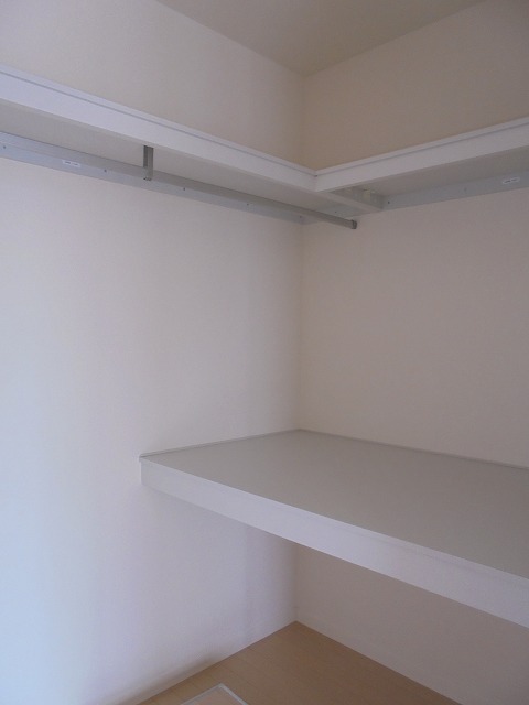 収納　103号室室内写真