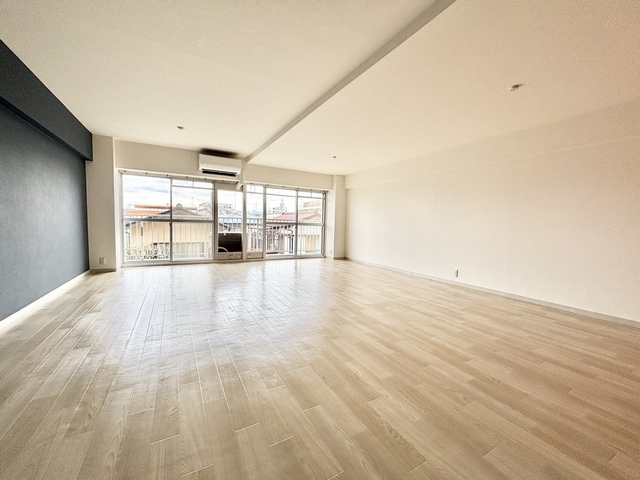 居室・リビング　ＬＤＫ２５畳