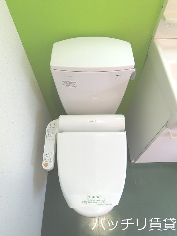 トイレ　画像は別号室イメージの為、現況を優先いたします。