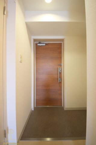 玄関　ドゥーエ本庄