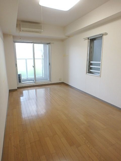 居室・リビング　★８，２帖★