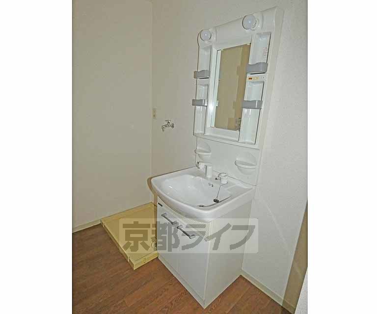 洗面設備　独立洗面台です！