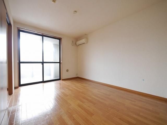 居室・リビング　★10帖超えのリビングの様子★