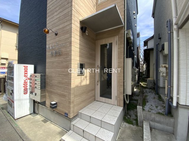 エントランス　敷礼ゼロ/賃料1ヶ月無料/家電付ですぐに新生活の準備が整いま