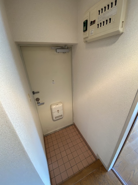 玄関　シューズＢＯＸもありますよ。